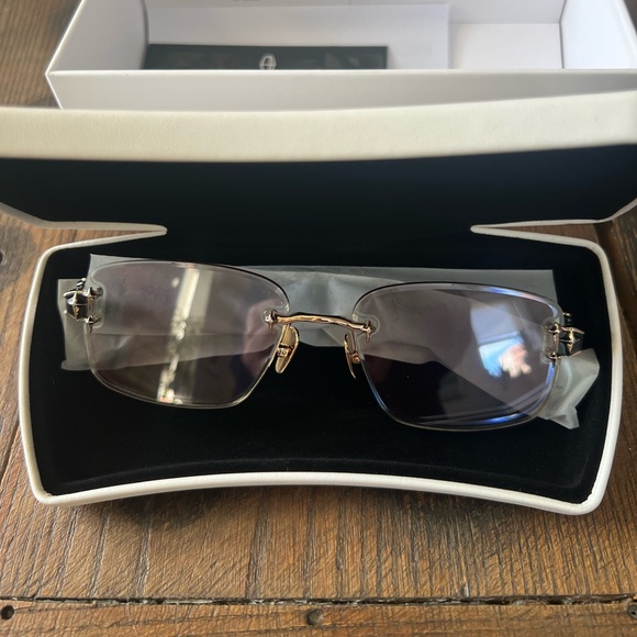 Chamelo Aura Sunglasses, Black Frame - NWT - Picture 9 of 10